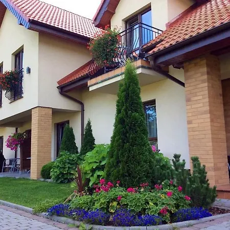 Aura Guest house *